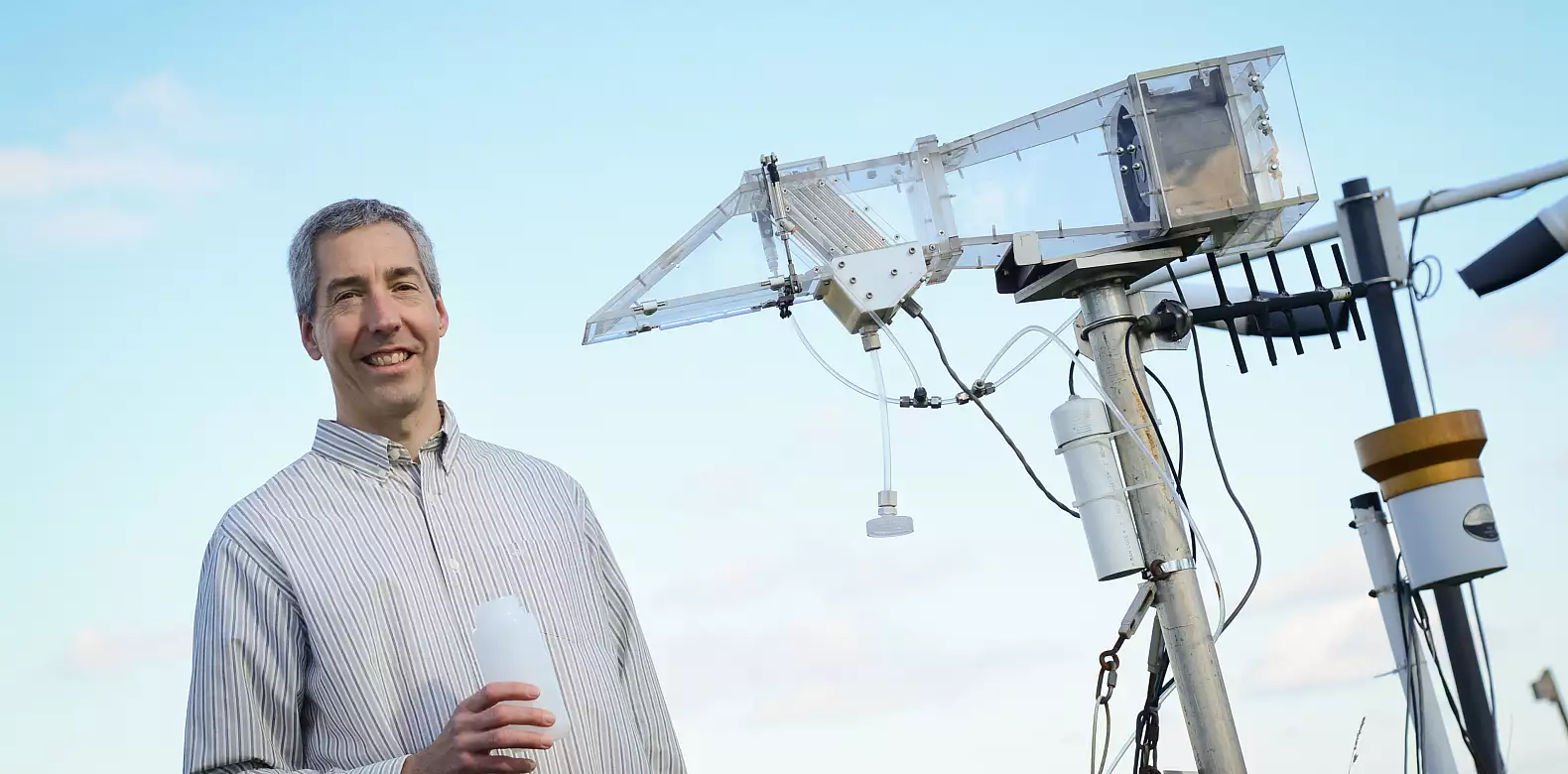 Image for news story: Fog Lifts the Curtain on Air Quality