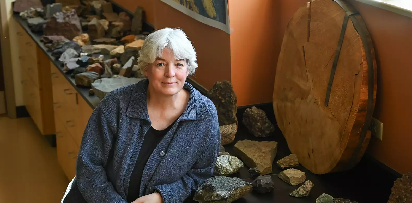 Image for news story: Professor Tracks History Through Earth’s ‘Rock Record’