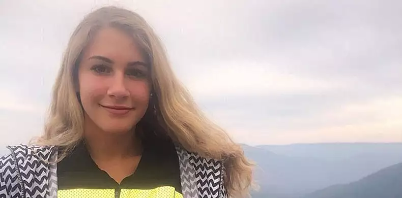 Image for news story: Alumnus Helps New Grad Land First Job