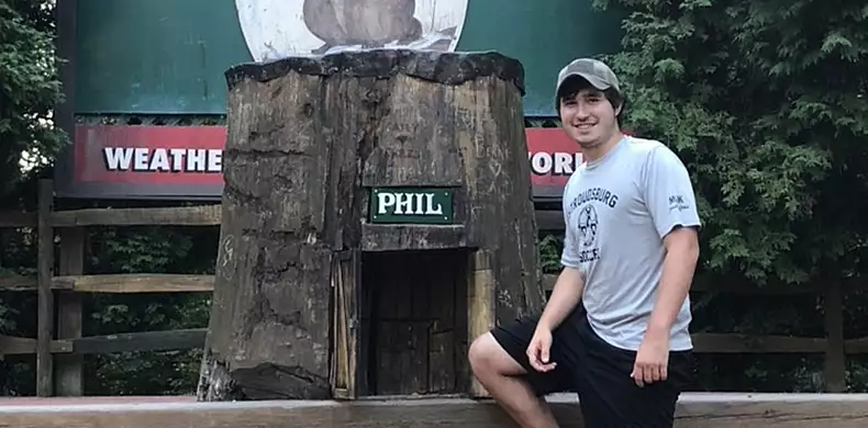 Image for news story: Institute Gives Earth & Environmental Sciences Major Hands-on Research Experience