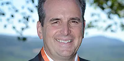 Image for news story: Alumni Award: Leadership